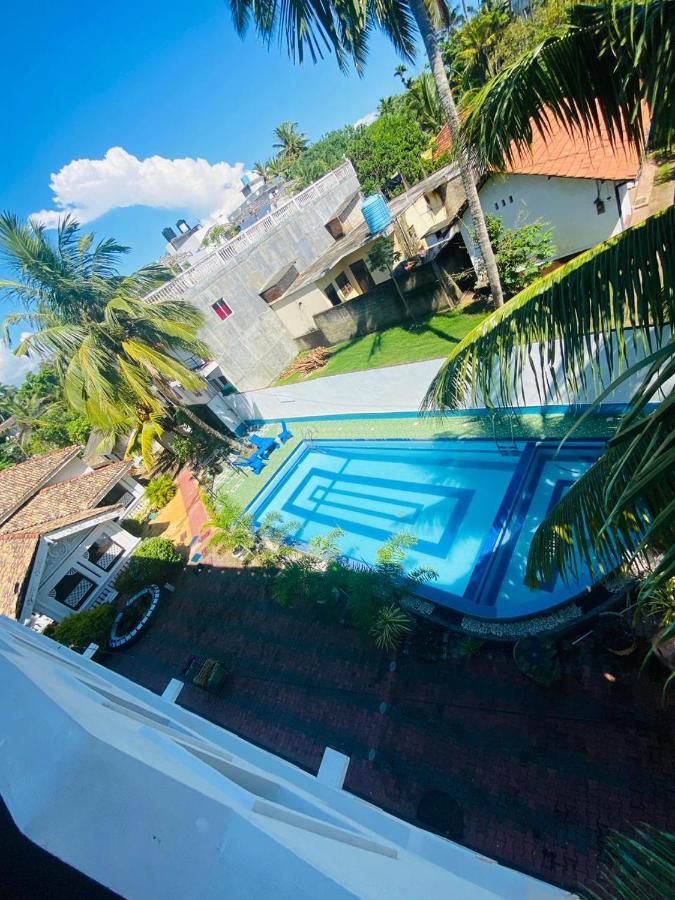 Liyanage Resort Мирисса Экстерьер фото