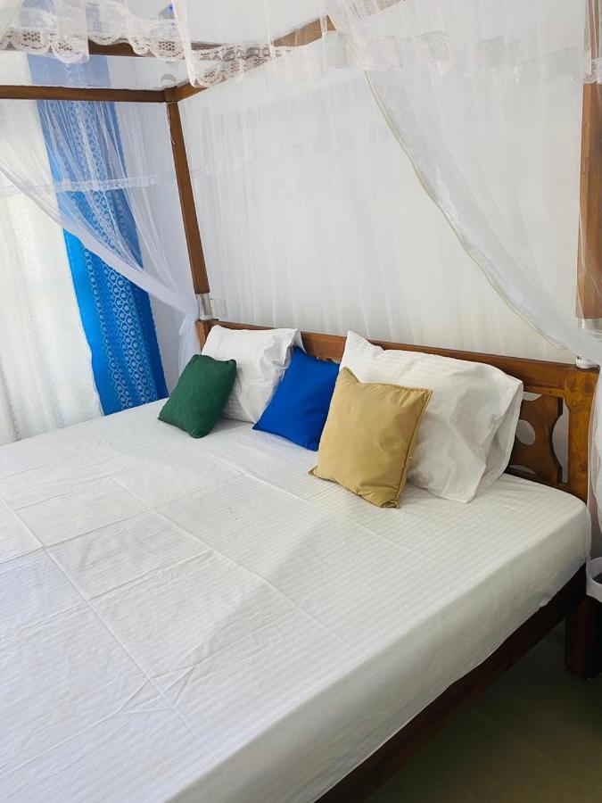 Liyanage Resort Мирисса Экстерьер фото