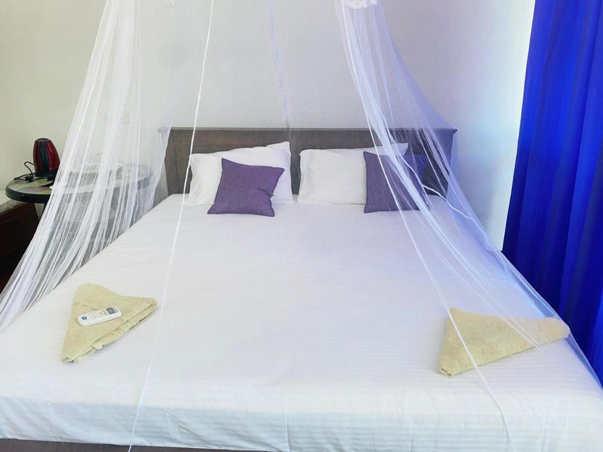Liyanage Resort Мирисса Экстерьер фото