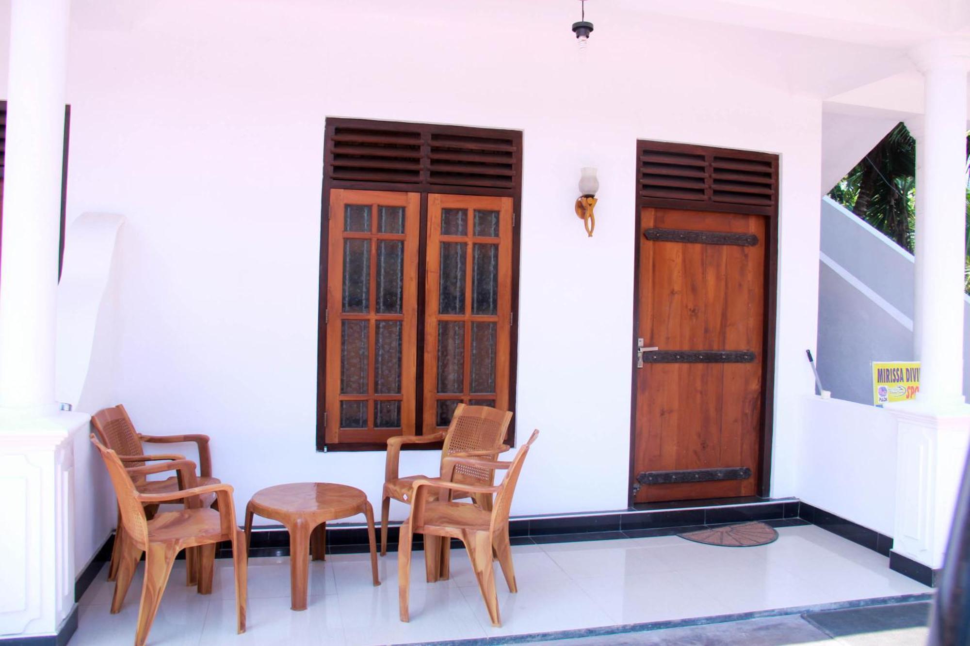 Liyanage Resort Мирисса Экстерьер фото